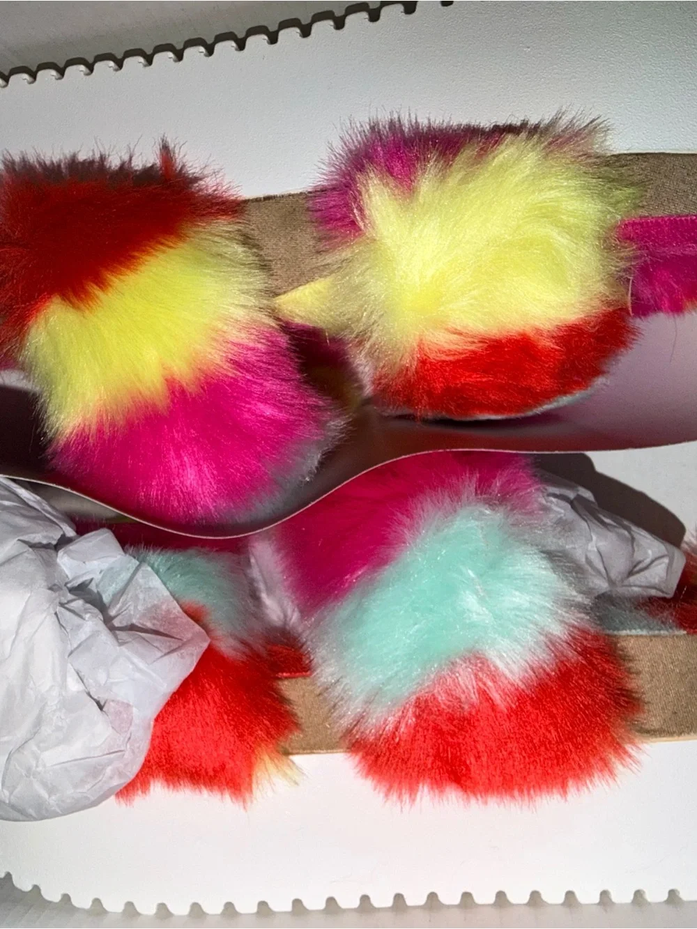 Madden Girl Furbeee Platform Rainbow Faux Fur Sandal Slippers SZ 8 in box